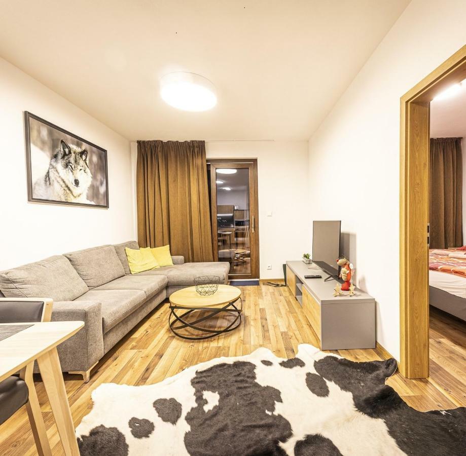 Apartmanovy Dom Poludnica - Chopok Juh Tale Eksteriør billede