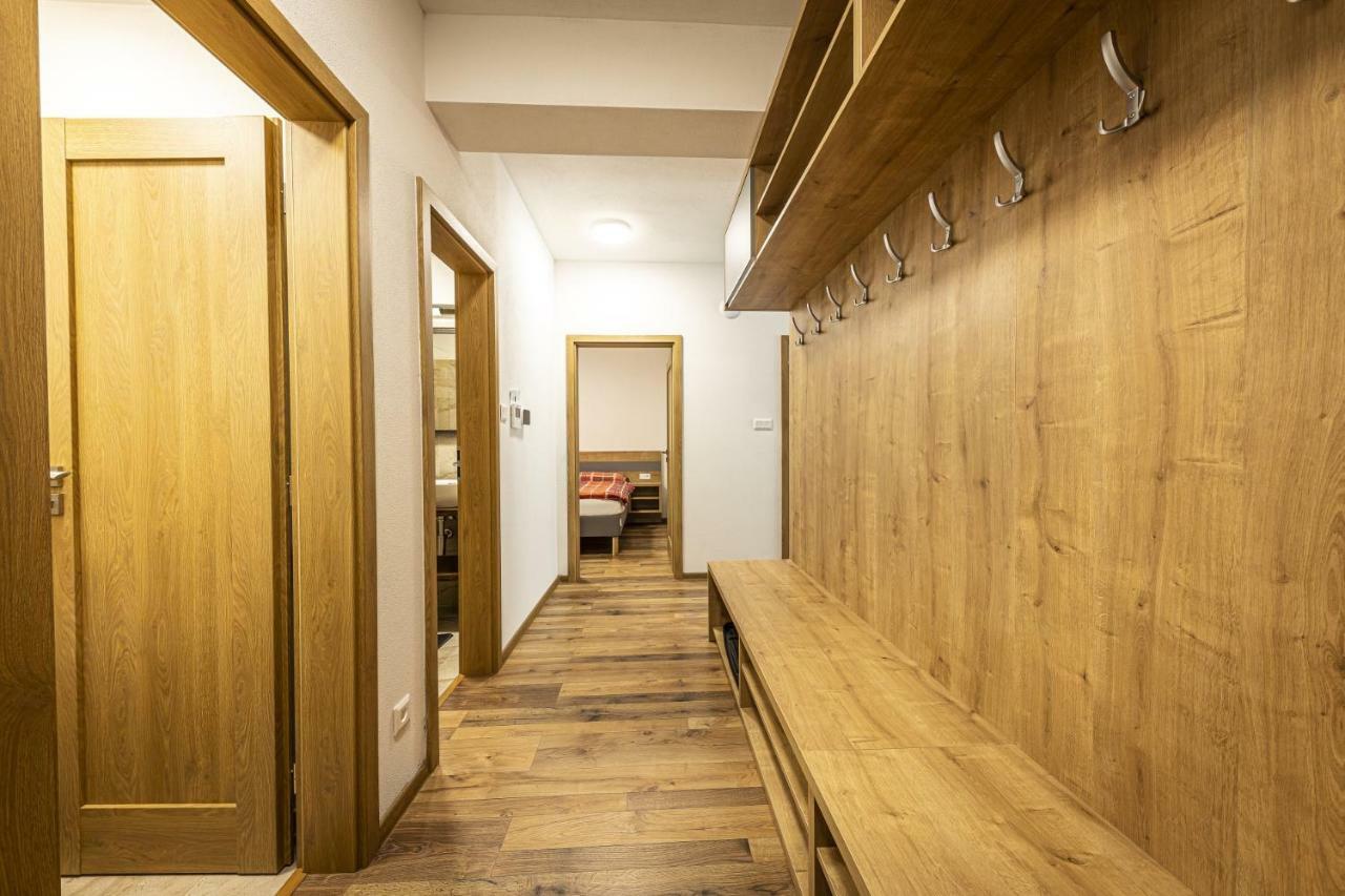 Apartmanovy Dom Poludnica - Chopok Juh Tale Eksteriør billede