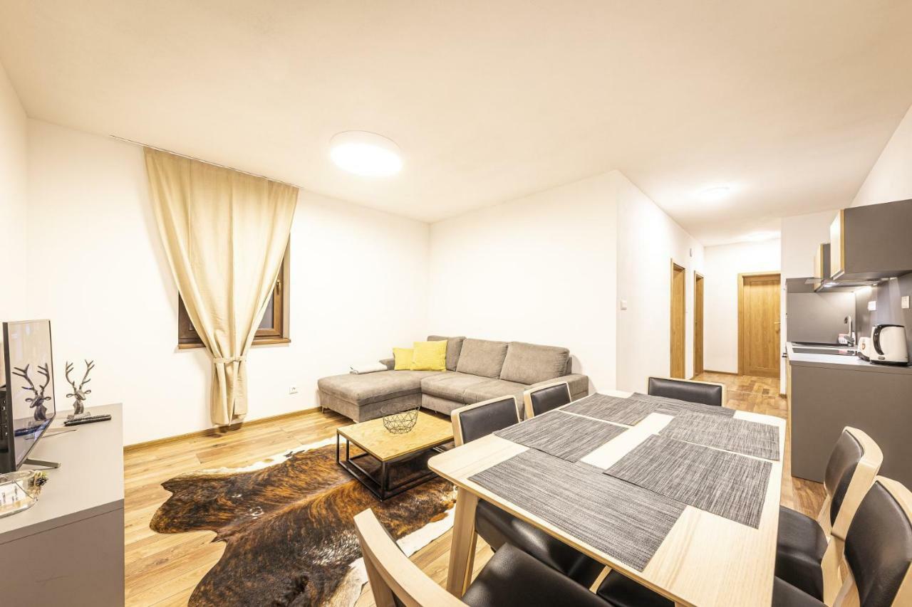 Apartmanovy Dom Poludnica - Chopok Juh Tale Eksteriør billede
