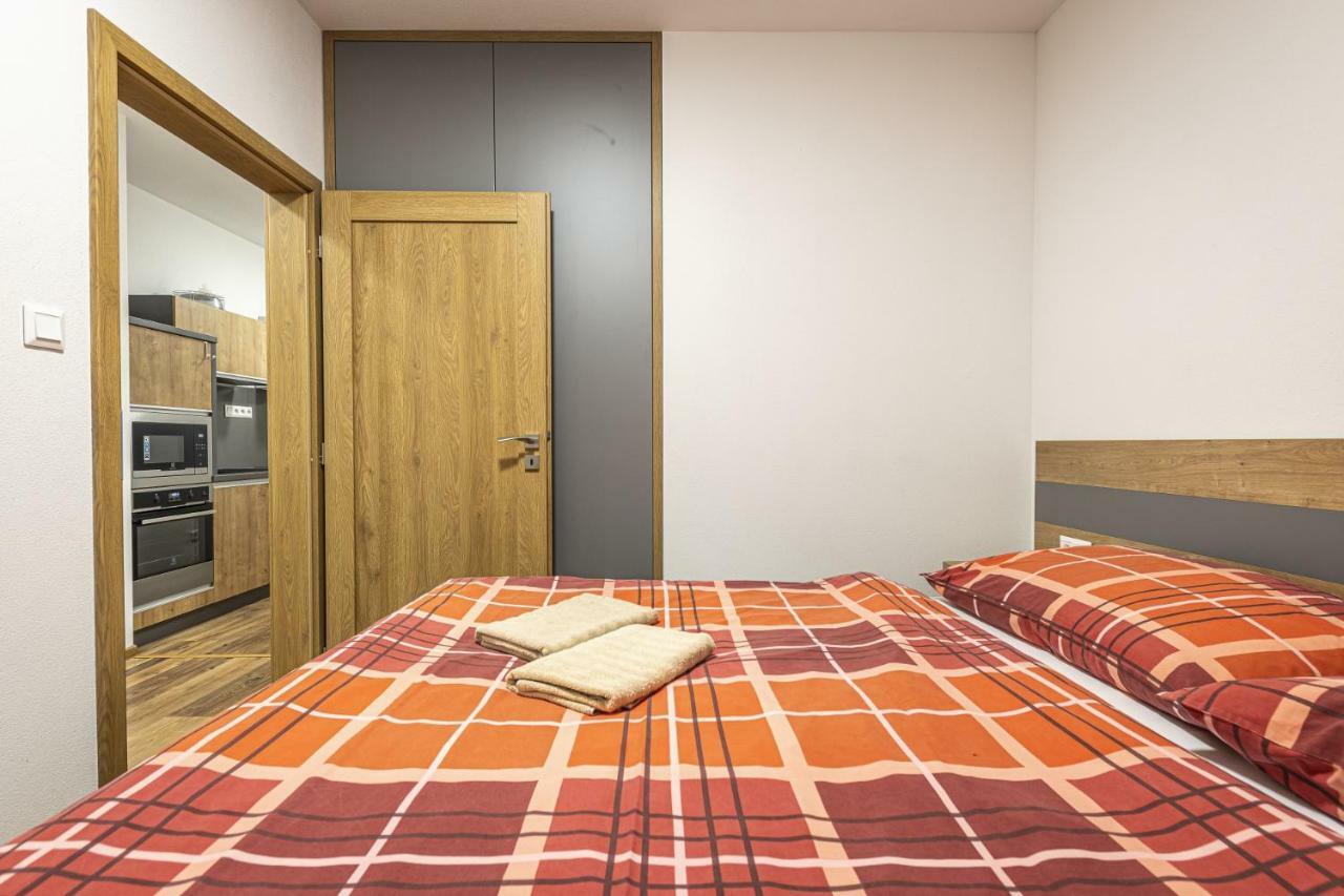 Apartmanovy Dom Poludnica - Chopok Juh Tale Eksteriør billede