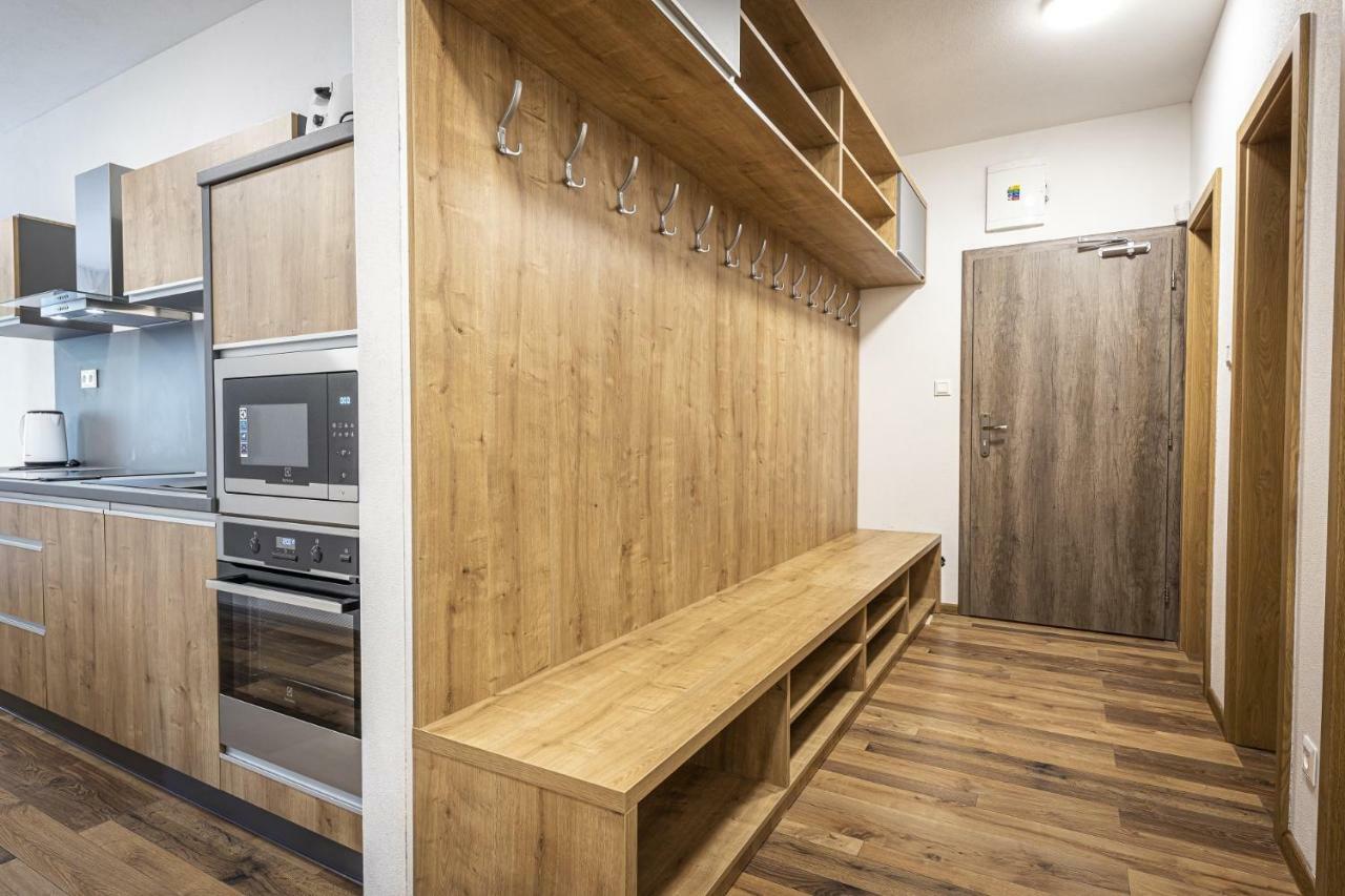 Apartmanovy Dom Poludnica - Chopok Juh Tale Eksteriør billede