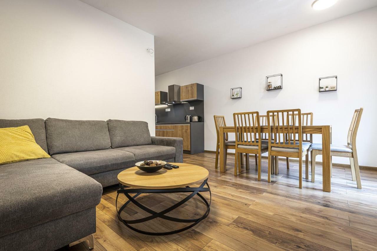 Apartmanovy Dom Poludnica - Chopok Juh Tale Eksteriør billede